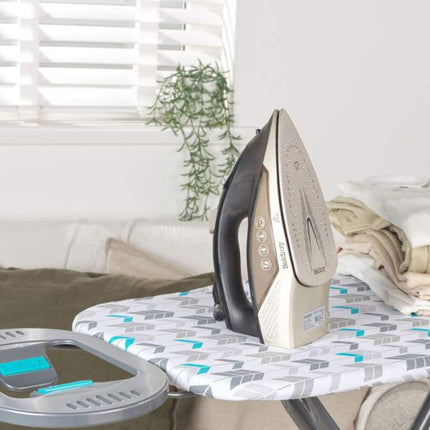 Beldray Steam Iron 2000W BEL01848 at Napev GH