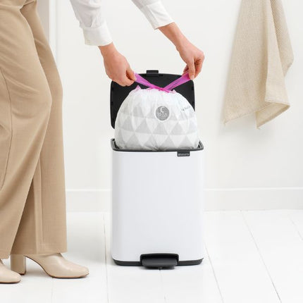 Brabantia Bo Pedal Bin, 12L White at Napev GH