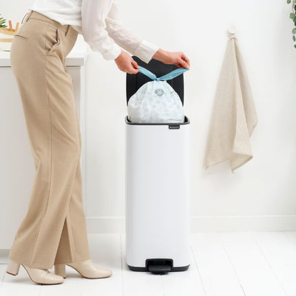 Brabantia Bo Pedal Bin, 30L White at Napev GH