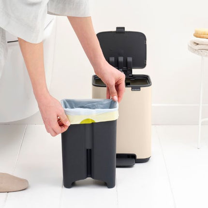 Brabantia Bo Pedal Bin, 4L - Soft Beige at Napev GH