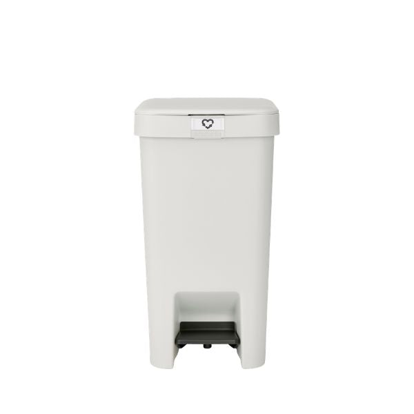 Brabantia StepUp Pedal Bin 16L at Napev GH