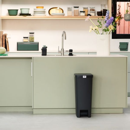 Brabantia StepUp Pedal Bin 40L at Napev GH