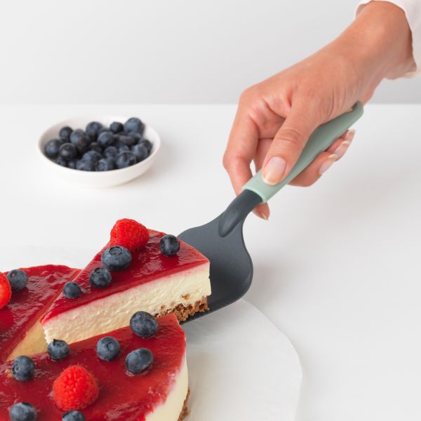 Brabantia Tasty+ Cake Server plus Cutting Edge at Napev GH