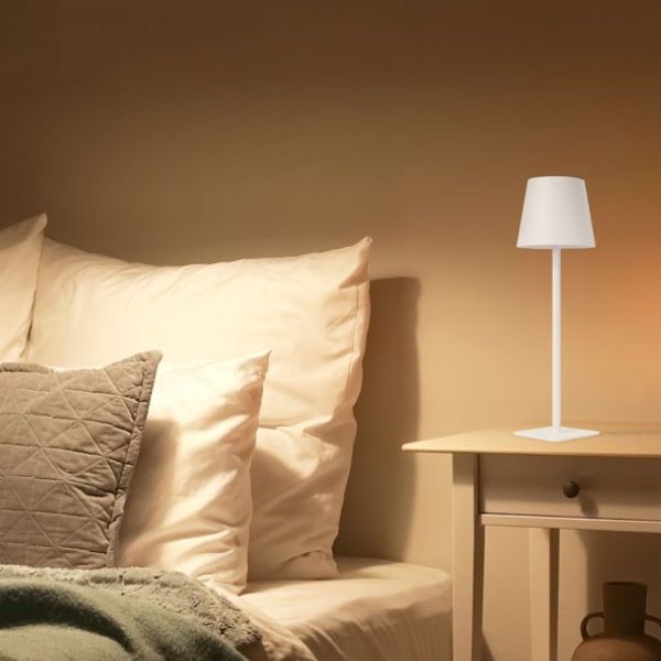 Extrastar LED Desk Lamp Rechargeable - White at Napev GH