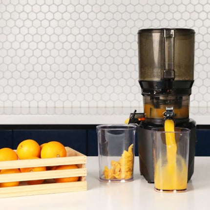Kuvings AUTO10S Hands-Free Slow Juicer at Napev GH