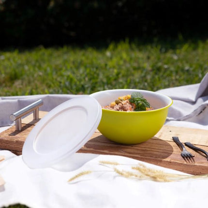 OMADA Sanaliving Salad Bowl + Lid 26.5cm at Napev GH