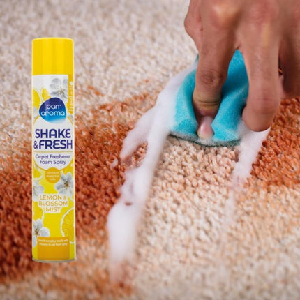 Pan Aroma Shake & Fresh Carpet Freshener Foam Spray Lemon & Blossom Mist 500ml at Napev GH