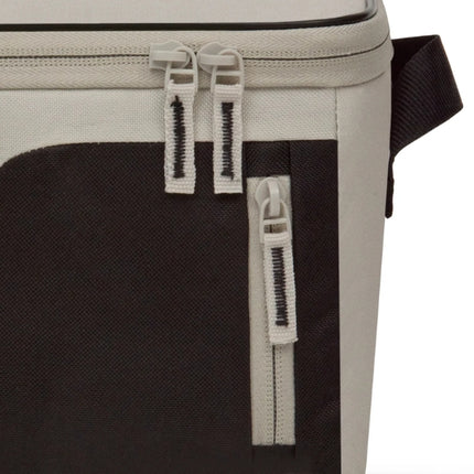 Close-up of the Thermos Sandstone Radiance 4.5L cooler bag’s double-zip lid and vertical front pocket zipper.