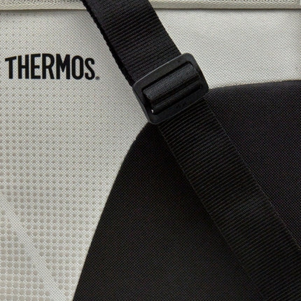 Close-up of the adjustable black shoulder strap and buckle on the Thermos Sandstone Radiance 17L family cool bag.