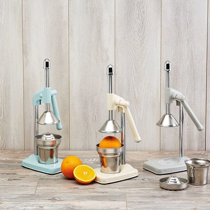 Reload to view Kitchen Craft Living Nostalgia Deluxe Juicer
